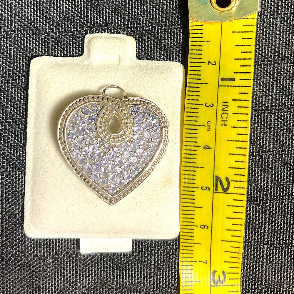 💜2.07CT Tanzanite and Sterling Silver Heart Pendant - Picture 6 of 7